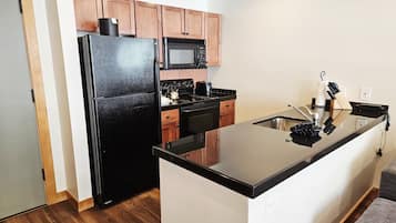 Fridge, microwave, oven, dishwasher