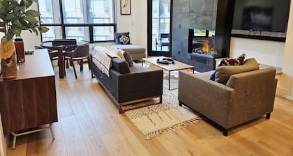 Five Needles 317 - 2BR with Balcony & Fireplace