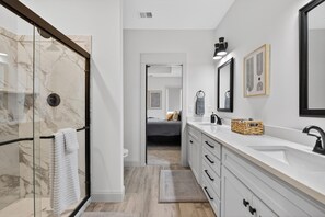 Shower, towels