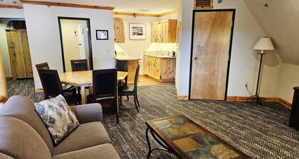 NEW! Selkirk Premier King - Balcony Suite w/ Views
