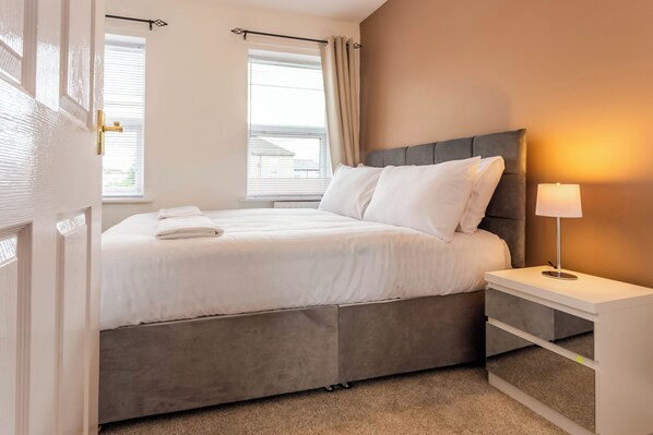 3 bedrooms, WiFi, bed sheets