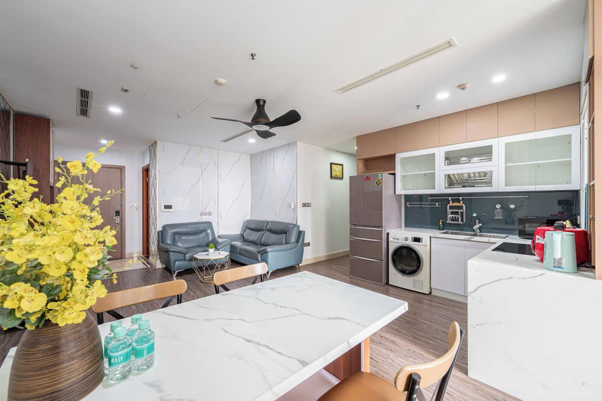 Business Apartment, 2 Bedrooms, Balcony, City View