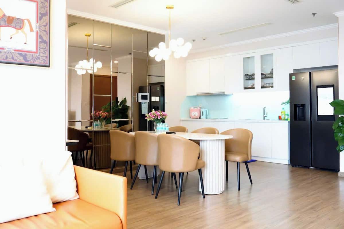 Business Apartment, 3 Bedrooms, Balcony, City View