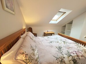2 bedrooms, iron/ironing board, travel crib, free WiFi