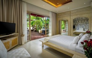 6 bedrooms, iron/ironing board, Internet, bed sheets