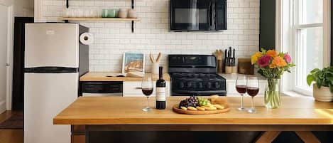 Microwave, oven, stovetop, dishwasher