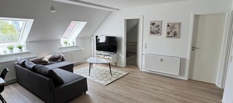 The Snowdrop: Family-Friendly 4BR w/ Terrace & Parking Near Odense