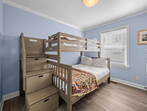 3 bedrooms, free WiFi, bed sheets