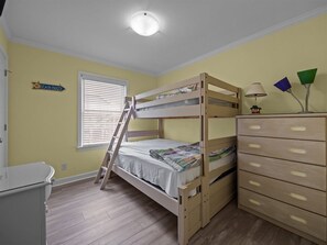 3 bedrooms, free WiFi, bed sheets