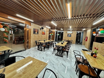 Hotel Hyderabad Pulse