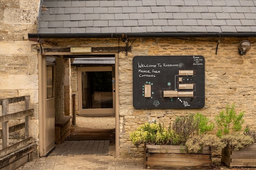 The Smythy Cotswolds Cottage Farm Stay With Pool