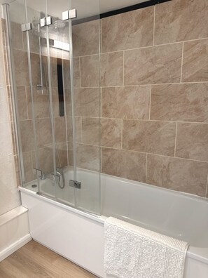 مجففات شعر، مناشف