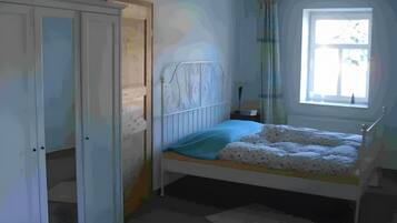 1 bedroom, WiFi, bed sheets