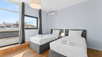 2 chambres, bureau, fer et planche Ă  repasser, accĂšs Internet