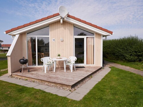 4 Star Holiday Home in Friedrichkoog