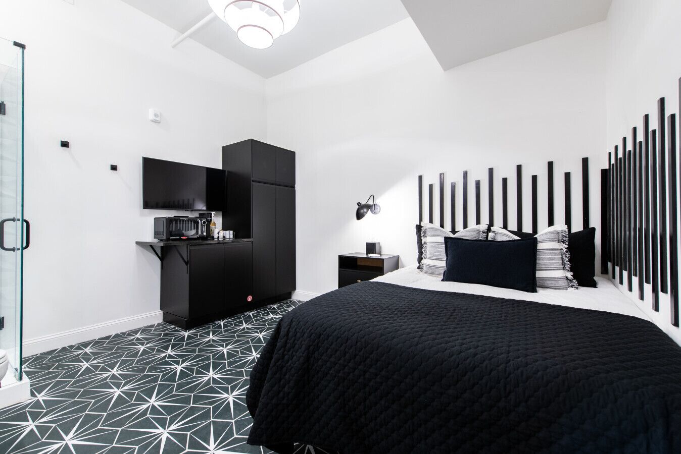 1 bedroom, desk, iron/ironing board, travel cot