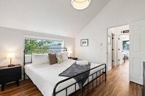 2 Schlafzimmer, Reisekinderbett, WLAN, Bettwäsche