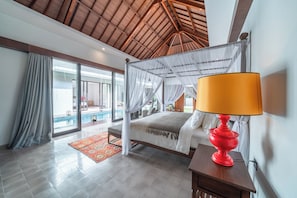 5 bedrooms, iron/ironing board, Internet, bed sheets - 5 Star Villa with Majestic Views, Bali Villa 2194 (Bali)