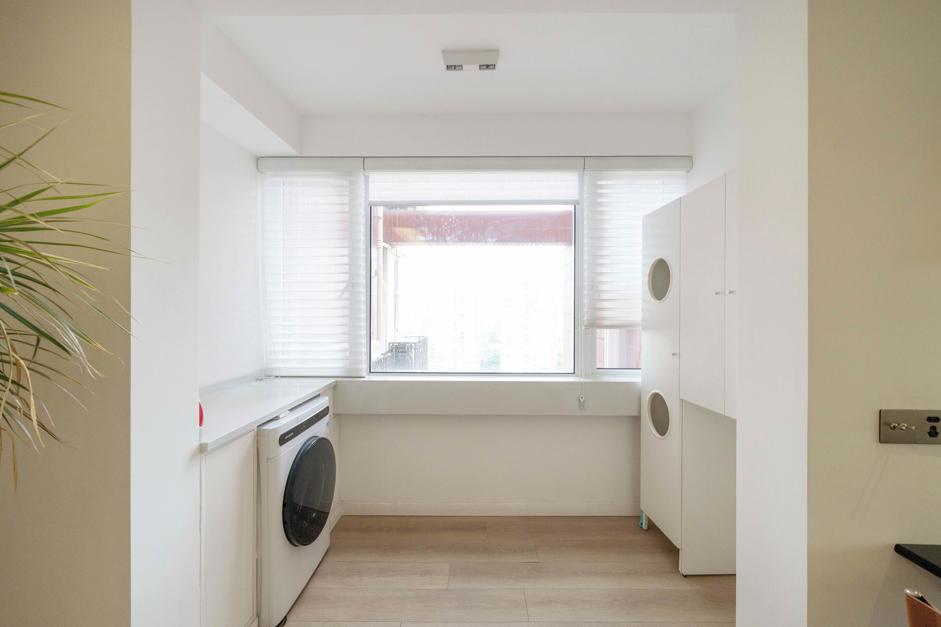 Senior Apartment | Balcony