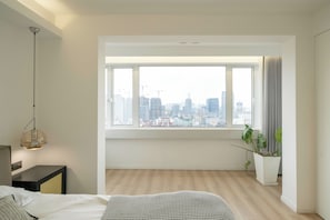 Apartament sènior | Habitacions insonoritzades, wifi gratuïta i roba de llit