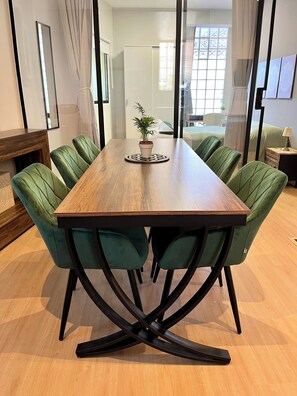 Dining - Charming boutique apartment 5 min from the subway (Bétera)