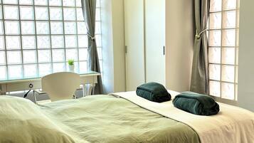 2 makuuhuonetta, silitysrauta/-lauta, Wi-Fi, vuodevaatteet