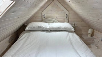 1 quarto, Wi-Fi de cortesia, roupa de cama