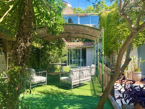 Grande maison familiale avec piscine