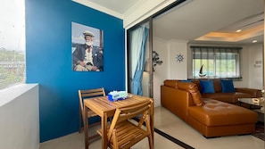 Condo, 1 Bedroom, Accessible, Balcony | Living room