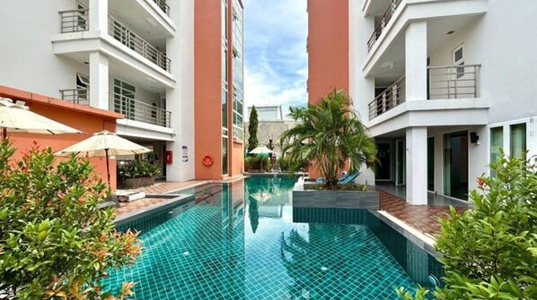 Condo, 1 Bedroom, Accessible, Balcony | Pool