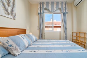 3 bedrooms, WiFi, bed sheets