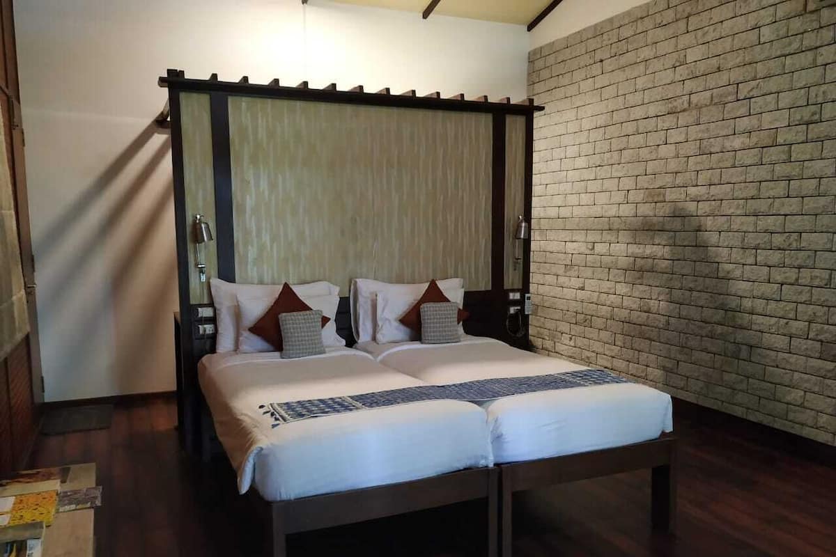 Luxury Triple Room, 3 Bedrooms, Poolside | In-room safe, laptop workspace, blackout curtains, soundproofing