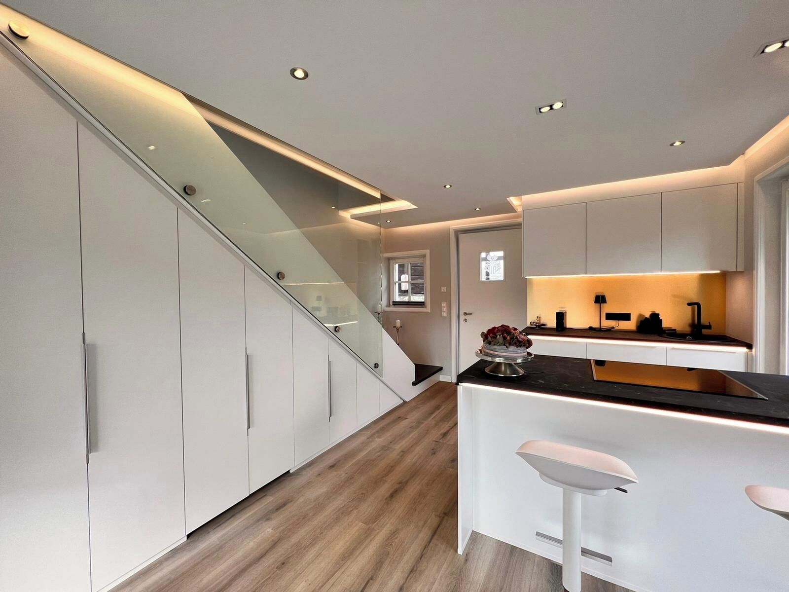 Deluxe Suite, Hill View | Interior