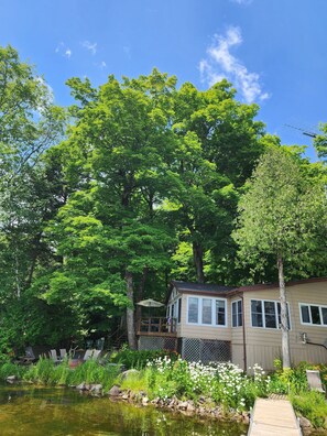 المنشأة من الخارج