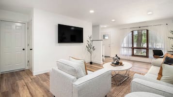 Televisor i llar de foc