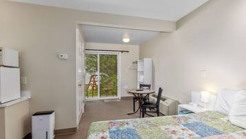 Comfort Single Room, 1 Double Bed, Lake View