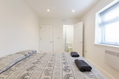 Bridge Road - Room 2a