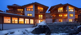 A Luxurious Alpine Escape 1203