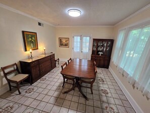 Dining - 5 Points Park&Walk King Master Suite (Athens)