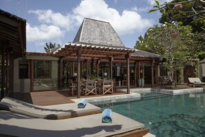 Pool - The Ultimate Villa in an Ideal Location, Bali Villa 2143 (Bali)