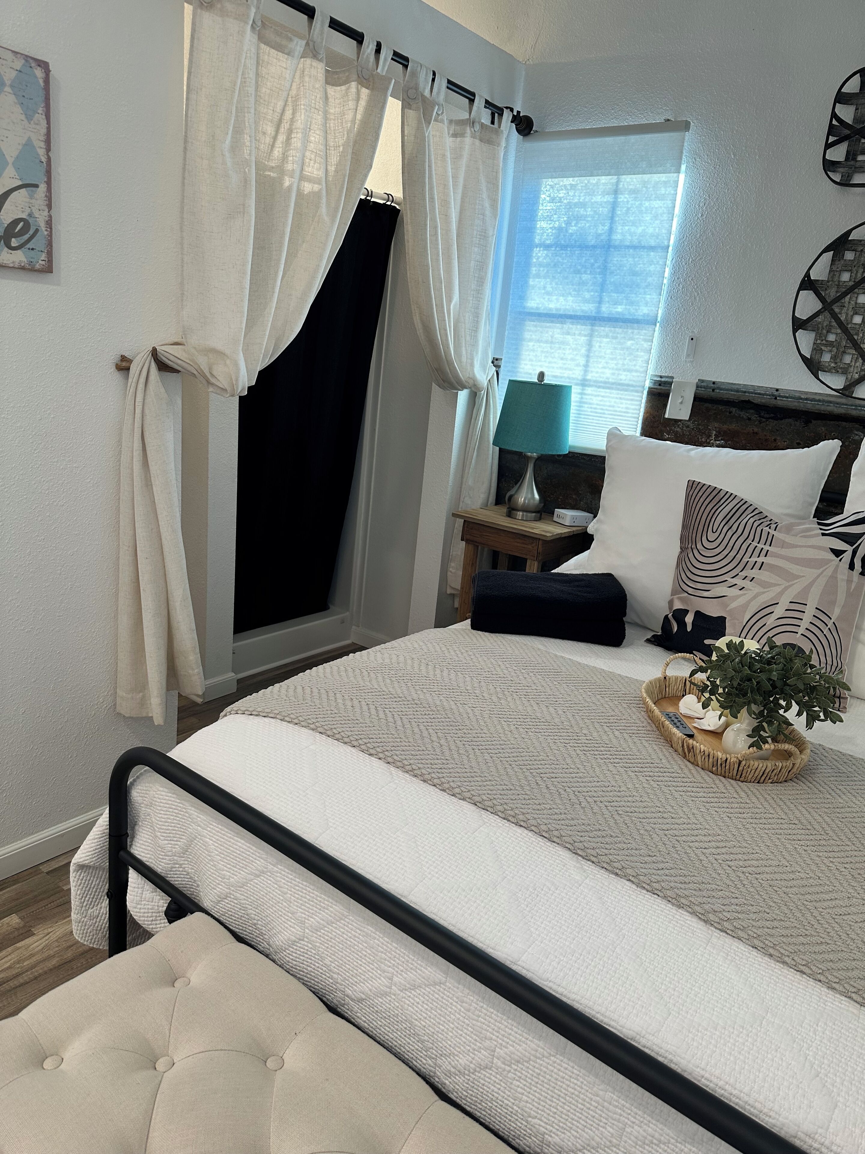 1 bedroom, iron/ironing board, free WiFi, bed sheets