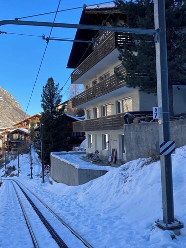 Studio "Chalet" mit Terrasse & Sicht Matterhorn