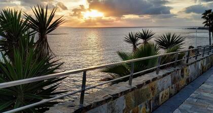 Home2Book Bright Panoramic Apartment