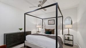 3 chambres, fer et planche à repasser, Wi-Fi gratuit, draps fournis
