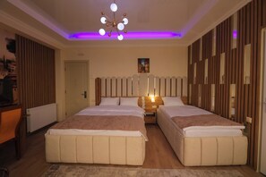 Comfort Triple Room, Balcony | Desk, laptop workspace, soundproofing, iron/ironing board