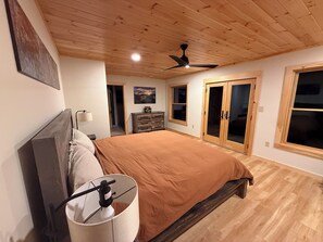 6 sovrum, skrivbord, resesäng och gratis wi-fi