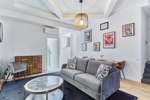 Apartment | Living area - Superb AC Loft Paris Pere Lachaise 3 bdr (Paris)