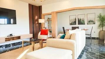 Economy Apartment, Balcony, City View | Living area