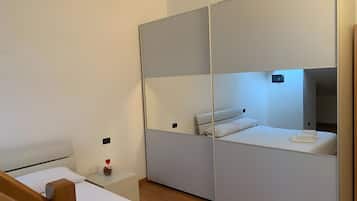 2 Schlafzimmer, Bügeleisen/Bügelbrett, WLAN, Bettwäsche