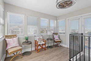 House, Multiple Beds (Splash!) | Interior